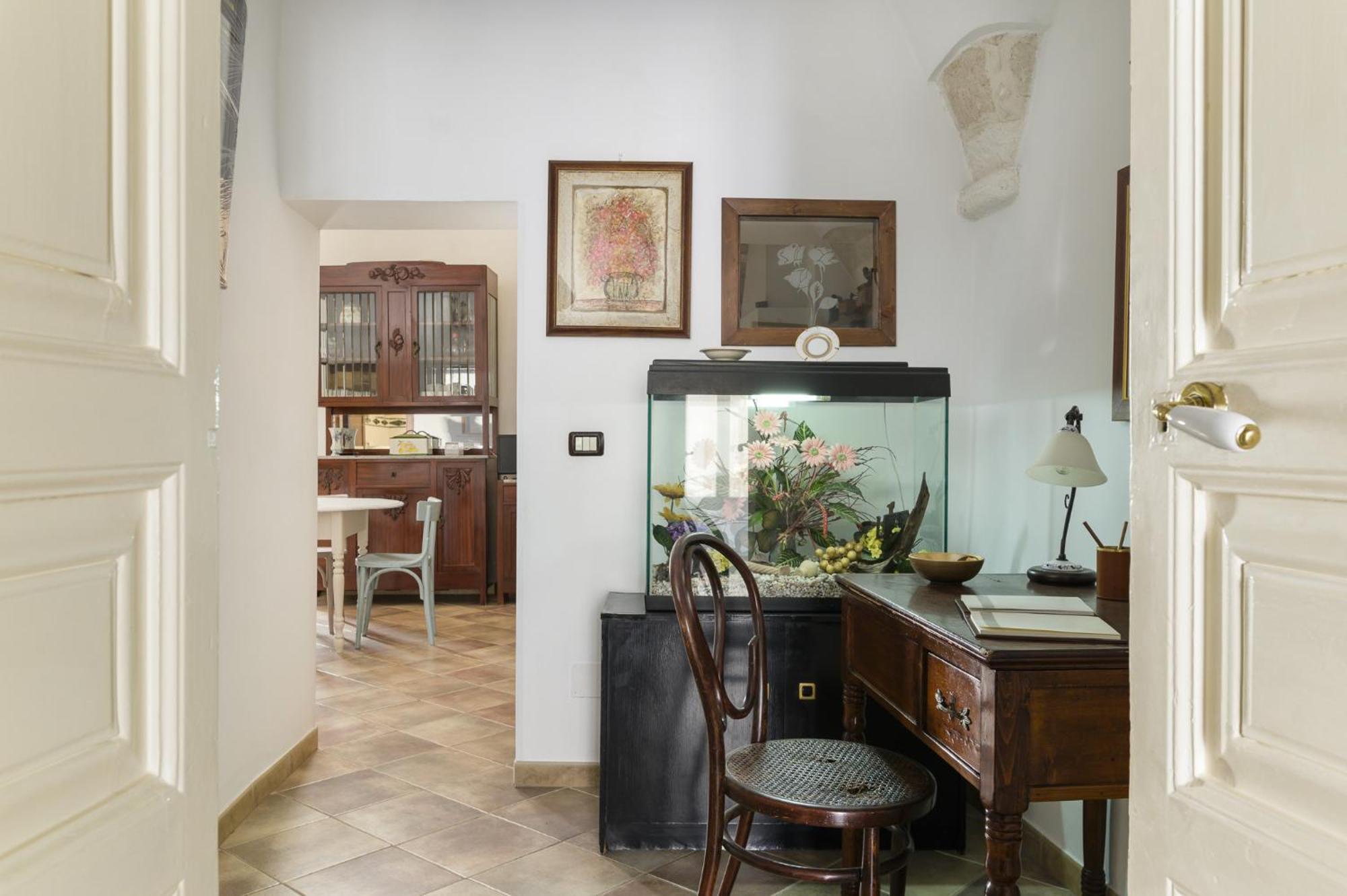 Appartamento Vintage Con Balcone By Wonderful Italy ออสตูนี ภายนอก รูปภาพ